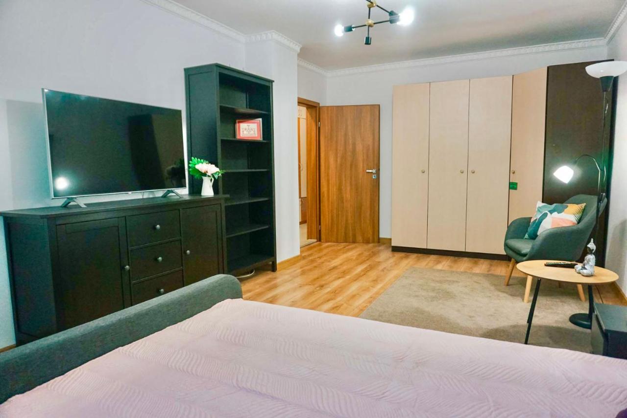וארנה Bella Vista Suites מראה חיצוני תמונה